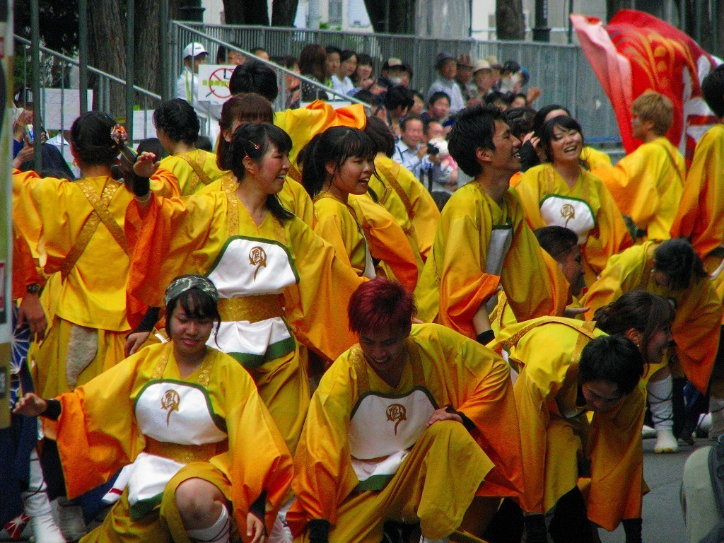 よさこいソーラン祭り 北の散歩径